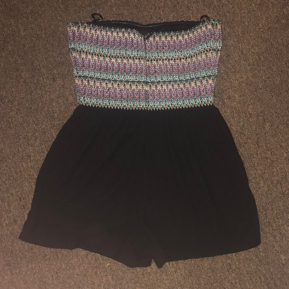 Bebe Romper - Picture 3 of 4